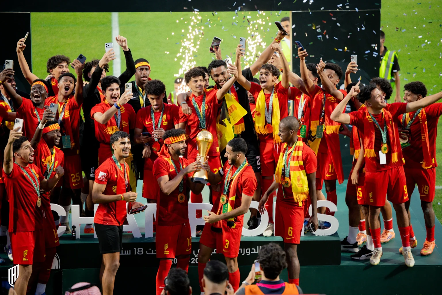 القادسية بطلاً لدوري 18 عاماً