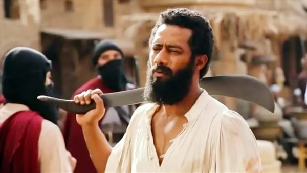 «أشيلكم على راسي».. محمد رمضان يدعم «الصعايدة» ويطالب باعتذار للمطعني و«عم خريبش»