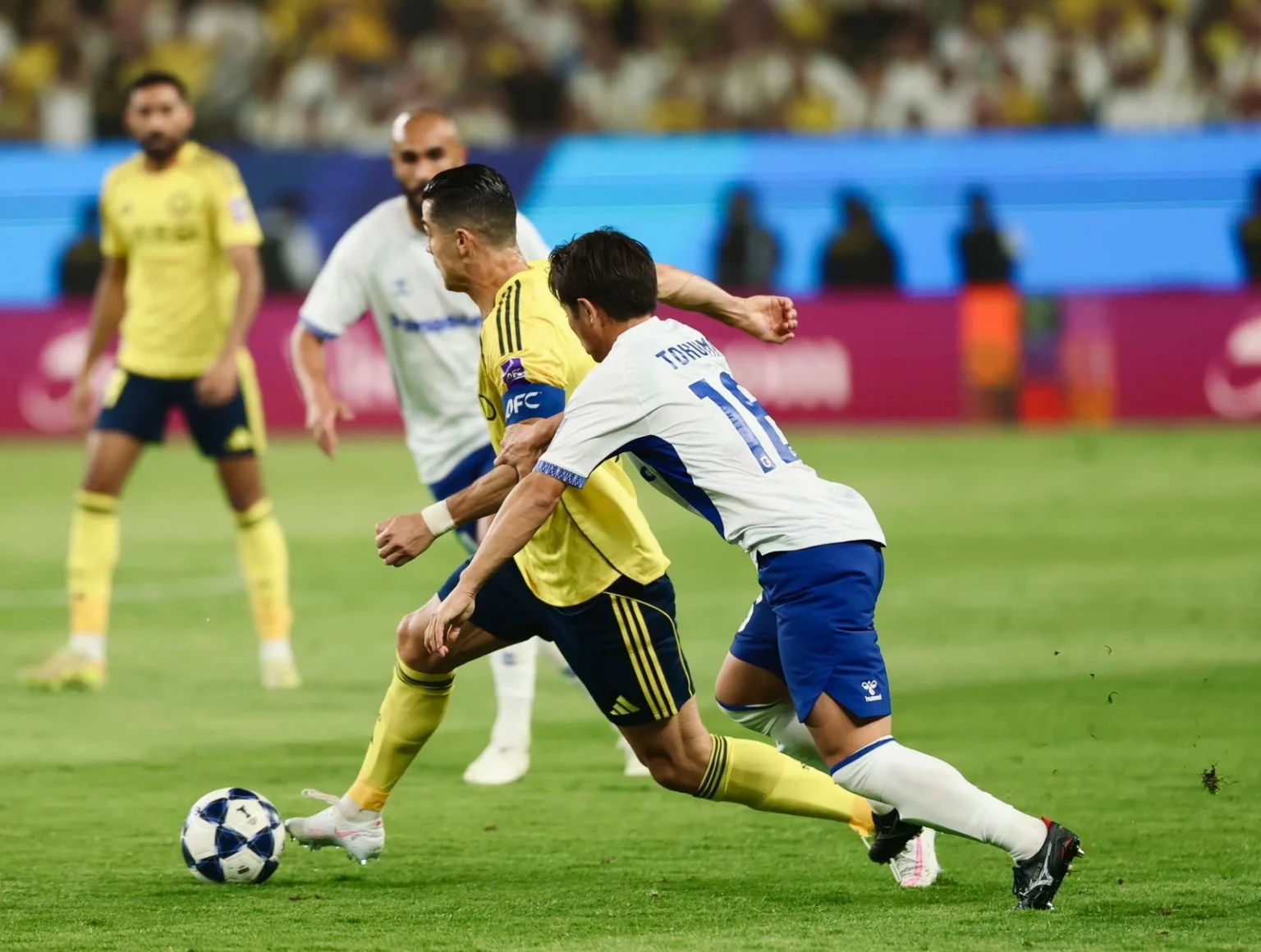 النصر.. بمن لم يحضر