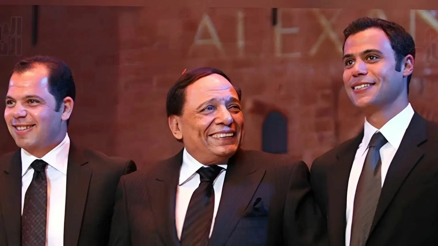 رامي إمام يحسم لـ«عكاظ» حقيقة الخلاف حول «الزعيم».. ويعلن العودة للسينما والدراما