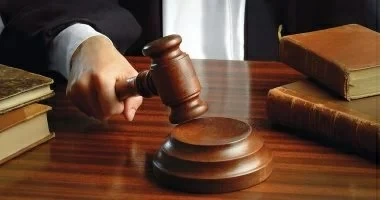 «هاتي رقمك وخدي فلوس».. تسجيلات صوتية تدين «فني معمل» يستدرج طالبات مدرسة مصرية
