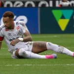 قبل كأس العالم.. سانتوس يعلن إصابة نيمار
