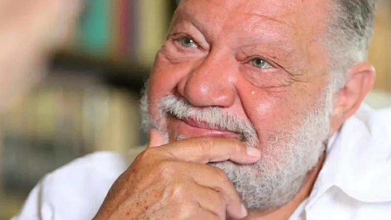 انتصار تفجر مفاجأة.. كيف صنع يحيى الفخراني أجرأ فنانة في مصر؟