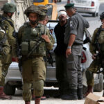 الاحتلال يعتقل 15 فلسطينيا بالضفة الغربية​ 