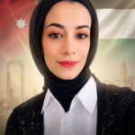 في الخامس والعشرين من أيار، لا نحتفل بتاريخٍ عابر، بل نحتفل بوطنٍ كُتب استقلاله بالإرادة والعزيمة، وبقيادةٍ حملت الأمانة وصانت الكرامة