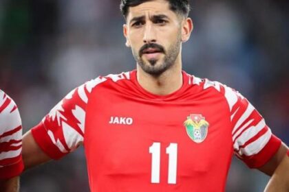 يزن النعيمات يطوي صفحة الإصابة ويوقع رسمياً لـ "شباب الأهلي دبي" الإماراتي