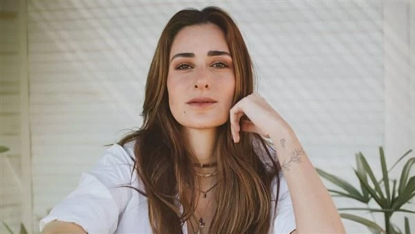 قبل الجراحة بيومين.. حادثة توقف عملية تجميل الفنانة أمينة خليل