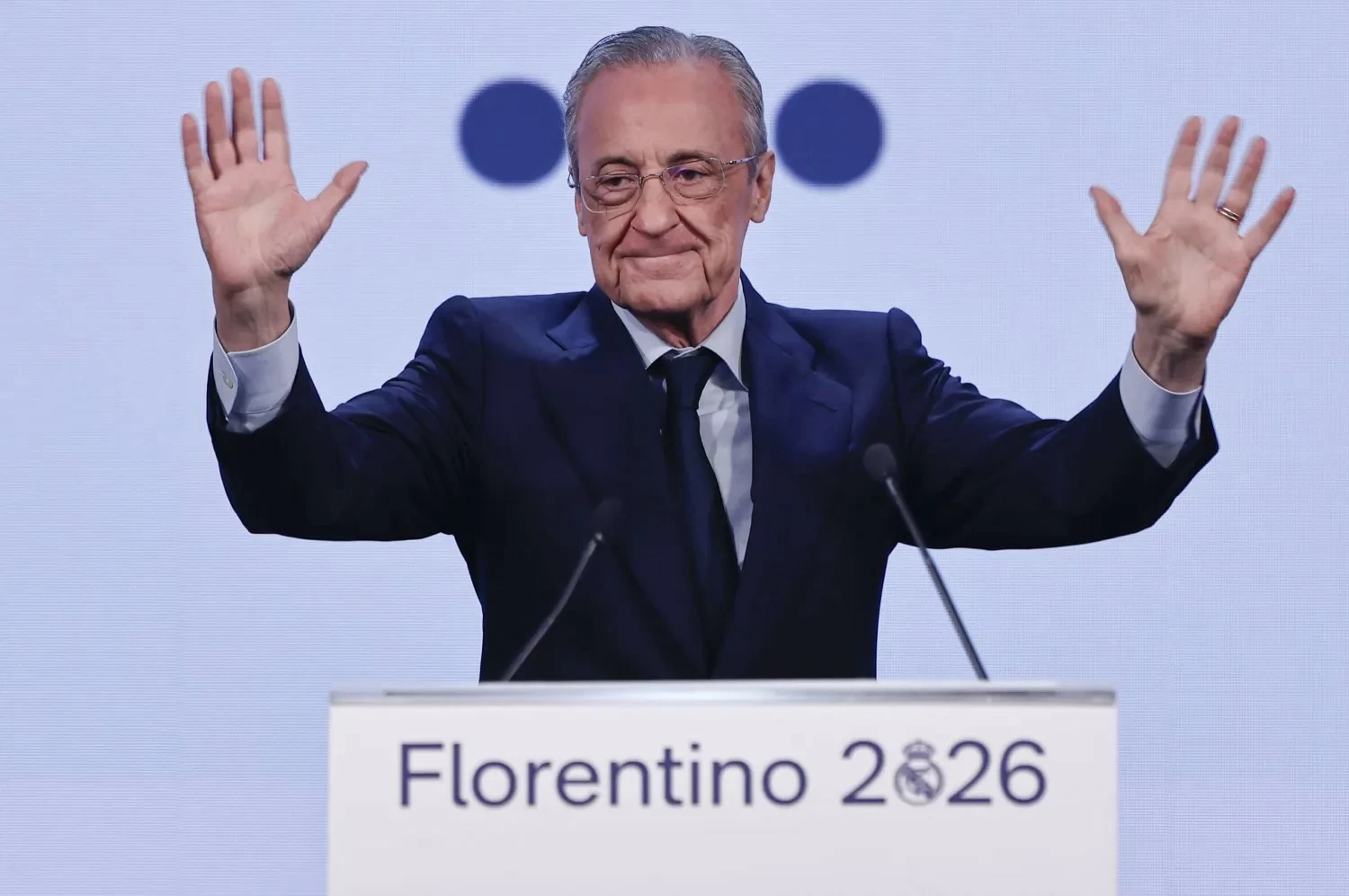 الأغلى في تاريخ ريال مدريد.. بيريز يعد بصفقة مدوية