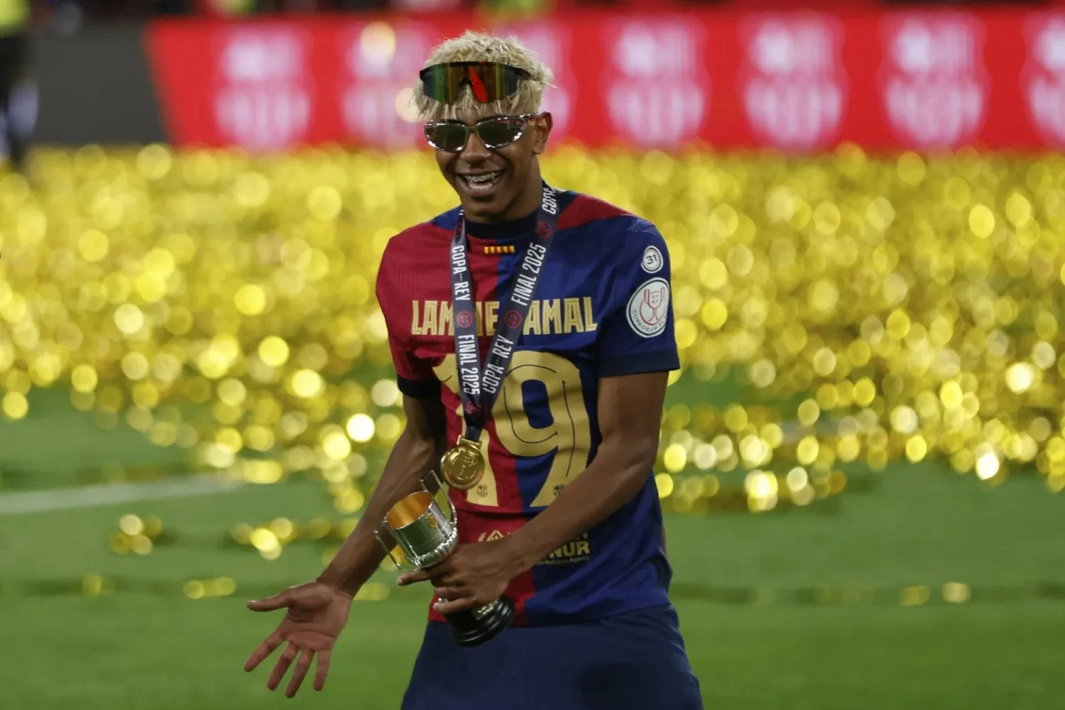 متفوقاً على «مبابي».. «يامال» أفضل لاعب في «الليغا»