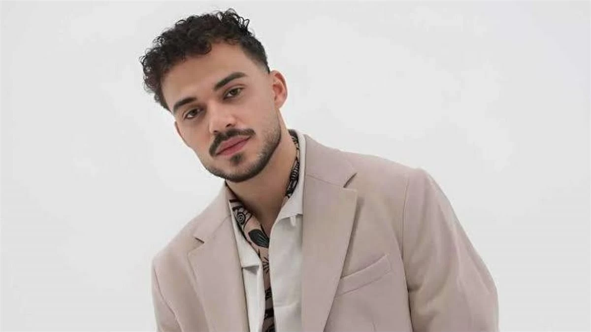 حسام السيلاوي يعود للعلاج النفسي مجدداً ويعلن ابتعاده مؤقتاً