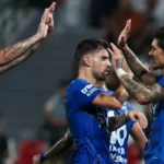 لتعويض ليفاندوفسكي.. برشلونة يوجه أنظاره نحو نونيز