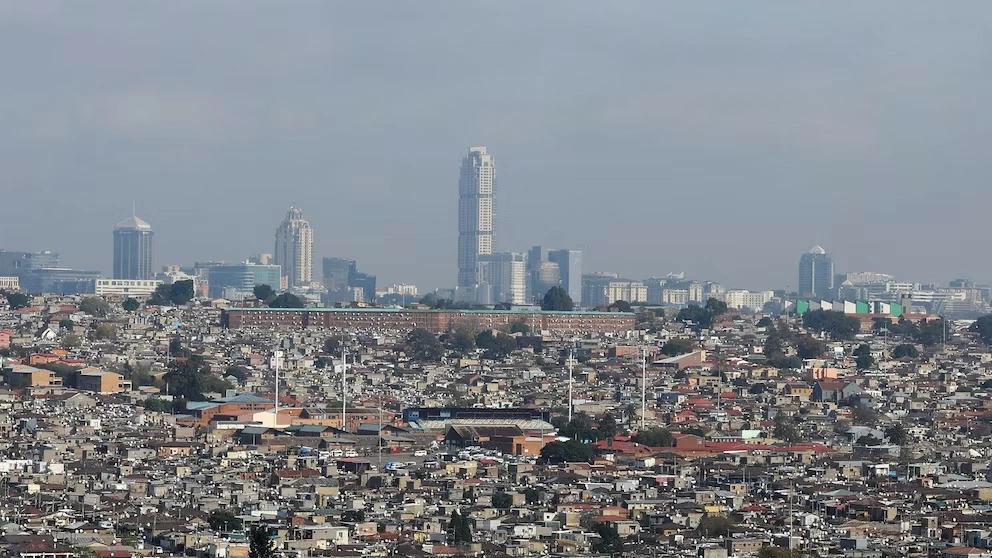 مجزرة في جوهانسبرغ.. 12 قتيلاً و9 مصابين في هجوم مسلح