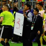 «سبورة مورياسو» تخطف الأضواء.. أرقام غامضة ورسائل تكتيكية في المونديال