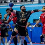 الخليج يعبر الكويت ويضرب موعداً مع برقان في نهائي آسيا لكرة اليد