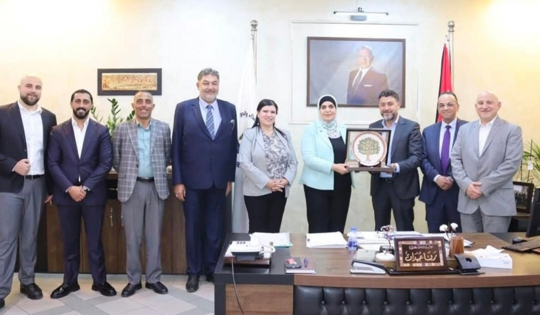 صناعة الأردن تثمن نهج التشاركية والانفتاح لمؤسسة الغذاء والدواء
