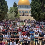 75 ألف مصلّ يؤدون صلاة الجمعة في المسجد الأقصى​ 