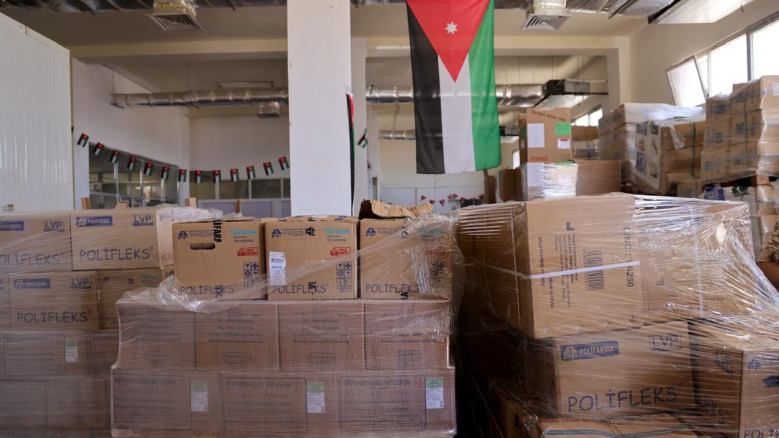 الأردن يرسل فرق بحث وإنقاذ وكوادر طبية إلى فنزويلا