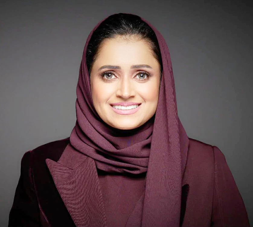 إخلاص سندي.. تجربة علمية بين البحث والعمل الأكاديمي