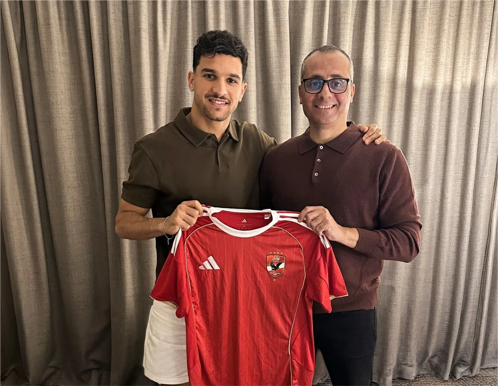الأهلي المصري يعزز هجومه بصفقة جزائرية