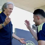 «ضيف عزيز» في معسكر النصر