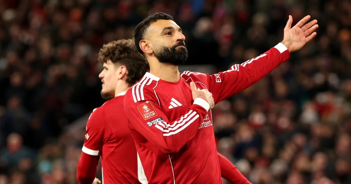 طرابزون يُغري صلاح بـ17 مليون يورو