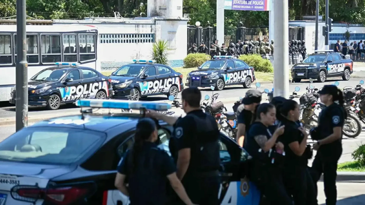 كيف كشفت سكتة دماغية لثمانيني عن ترسانة «هتلر» في بوينس آيرس!