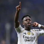 رسمياً.. فينيسيوس مستمر مع ريال مدريد حتى 2032