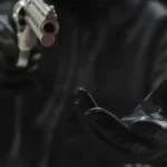 رهينة داخل الصندوق.. سرقة صرافة تهز «حمامات تونس»!