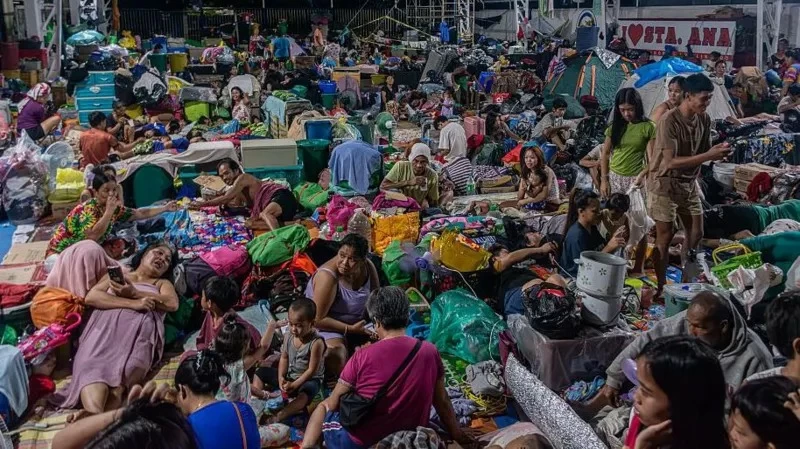 إجلاء أكثر من مليون شخص في الصين مع وصول إعصار «دولفين»
