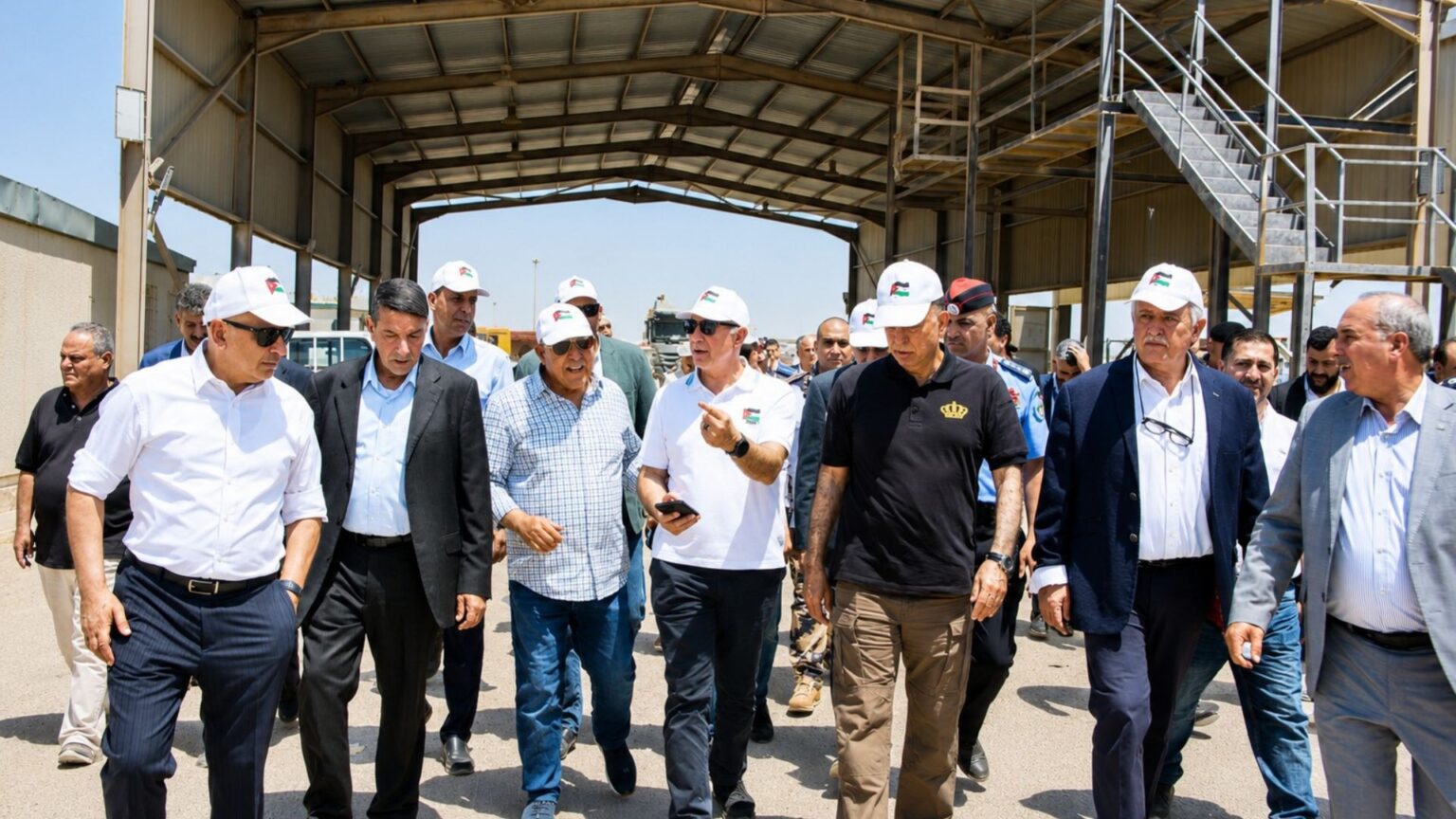 ‏معبر الكرامة يتعامل مع نحو 1500 شاحنة ومركبة يوميا ويشهد ارتفاعا في حركة الترانزيت القادمة من ميناء العقبة