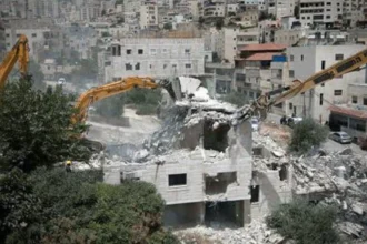 هدم منزل في القدس واقتحامات واعتداءات للمستوطنين في الضفة الغربية​ 