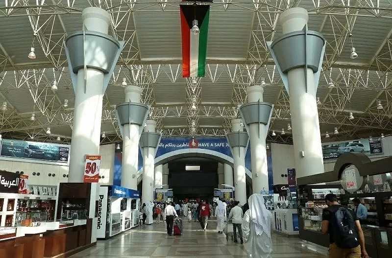 من أوروبا إلى الكويت.. 1197 ورقة A4 تكشف شحنة «كيميكال»!