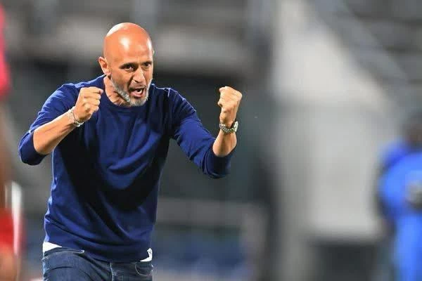 كاردوسو لـ«عكاظ»: مواجهة الأهلي تتطلب تركيزاً 100%.. نعرف قوة منافسنا