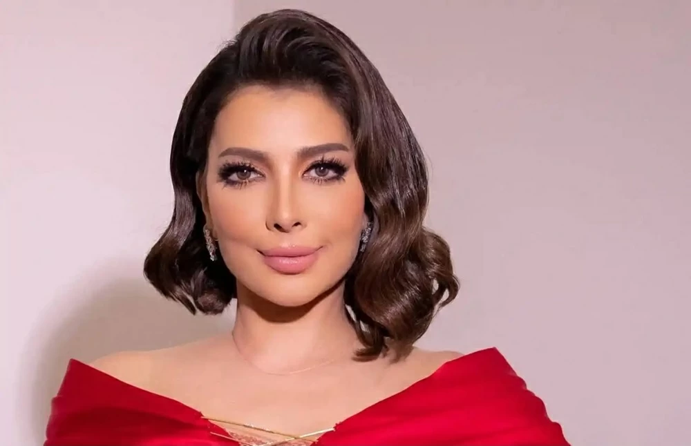 وزير الثقافة السوري يكشف تبرع أصالة بمجوهراتها دعماً للثورة السورية