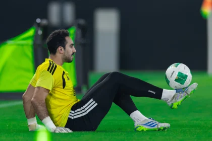 دونيس يكثف العمل التكتيكي استعداداً لكأس الخليج