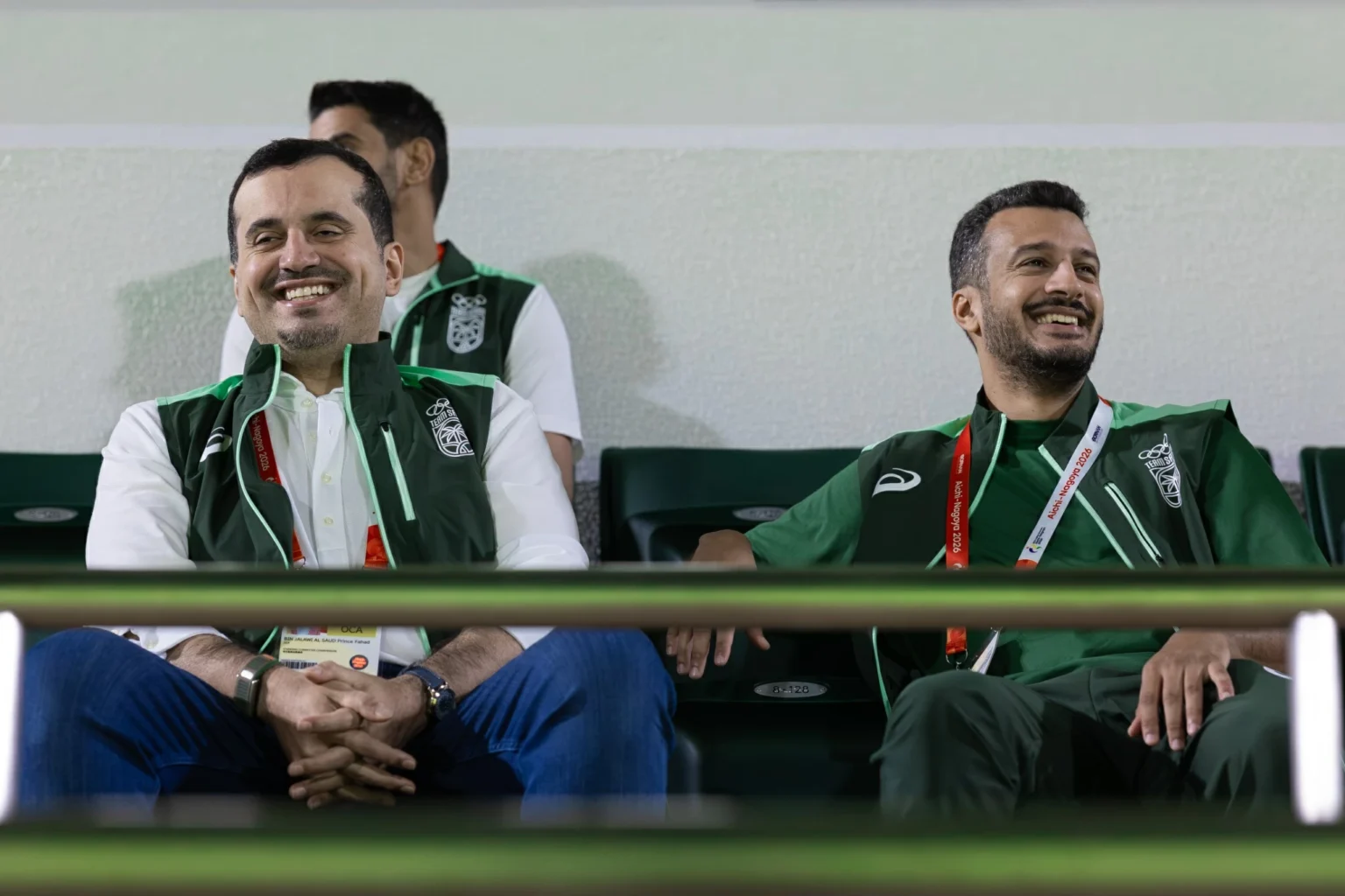 العميري والعمري يحملان علم المملكة في افتتاح آسياد ناغويا