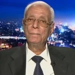 صاحب الـ60 سنة «عيّل».. طبيب مصري بارز يطالب برفع سن التقاعد