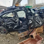 سيارة تهوي من أعلى جسر في مومباي وتودي بحياة 3 طلاب