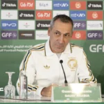 دونيس قبل «ديربي الخليج»: هدفنا الكأس.. والعويس: غداً سترون هوية الأخضر