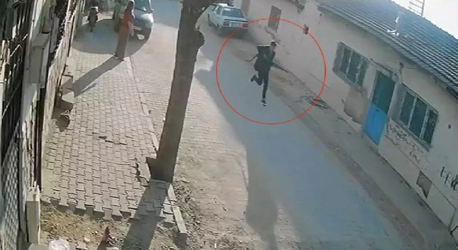 بندقية صيد تحول صباح مدرسة تركية لمأساة وتخلّف قتيلًا و10 مصابين