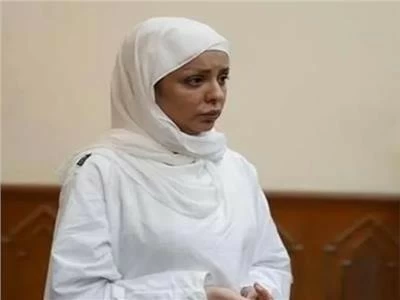 بعد إدانتها بقتل طفلتها.. محكمة مصرية تخفف عقوبة مضيفة الطيران التونسية