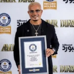  69 أسبوعًا من الصدارة.. عمرو دياب يحصد لقبًا عالميًا جديدًا