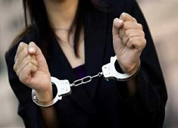 مصرية تطعن زوجها لإجباره على تطليقها.. هل طلقها؟