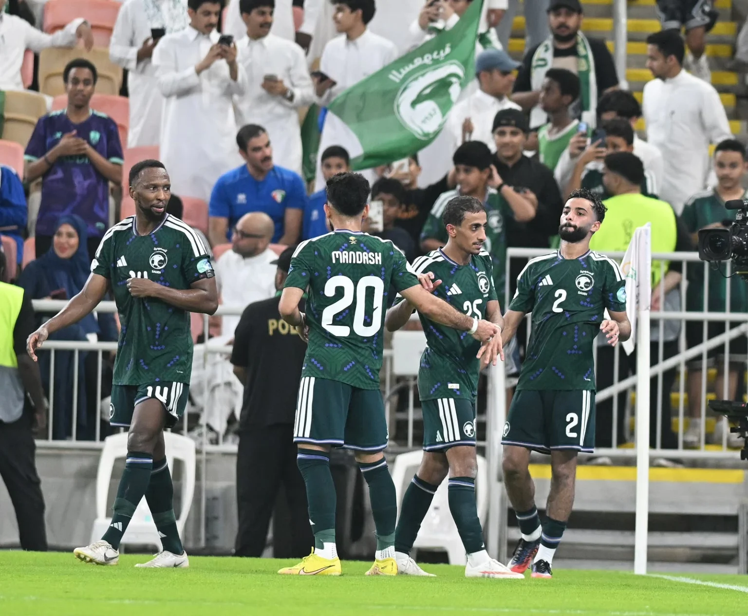 أمام عُمان.. الأخضر يبحث عن نقاط الأمان