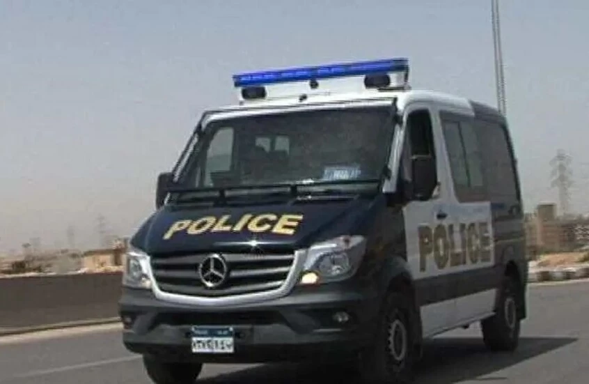 شيكات بلا رصيد و4 فيلات لقاصر.. ما مصير أزمة البرلماني المصري؟