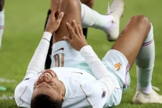 ركبة مبابي ترعب جماهير ريال مدريد.. وزيدان: لا تبشر بالخير