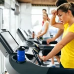 لماذا يتباطأ نزول الوزن؟ جسمٌ عنيد بعد الأربعين