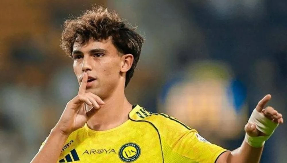 فيليكس يثير الجدل بشأن مستقبله مع النصر