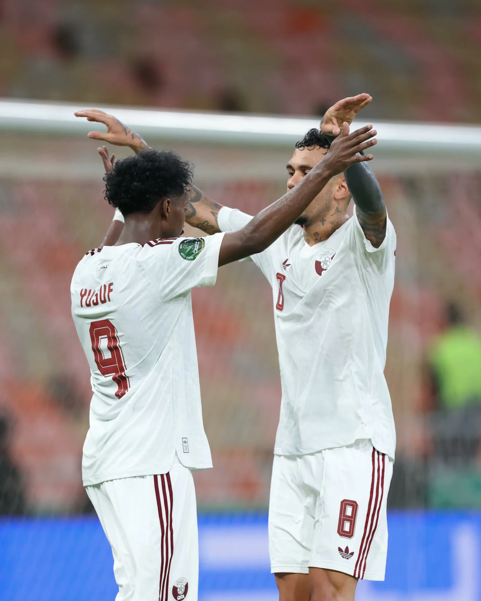 مدرب قطر: سنواجه الجميع برغبة الانتصار