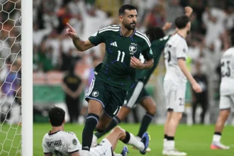 ..هذا هو الأخضر .. هيمن وهزم العراق وتصدر